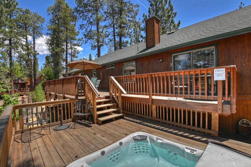 Вілла Teakwood - 3-Br Spa, Fire Pit, Quiet, Ac, Centrally Located Біг-Бер-Лейк Екстер'єр фото