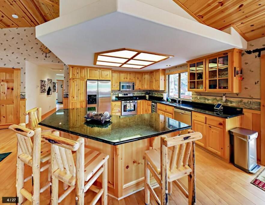Вілла Teakwood - 3-Br Spa, Fire Pit, Quiet, Ac, Centrally Located Біг-Бер-Лейк Екстер'єр фото